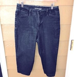 St John’s Bay Blue Jean Capris